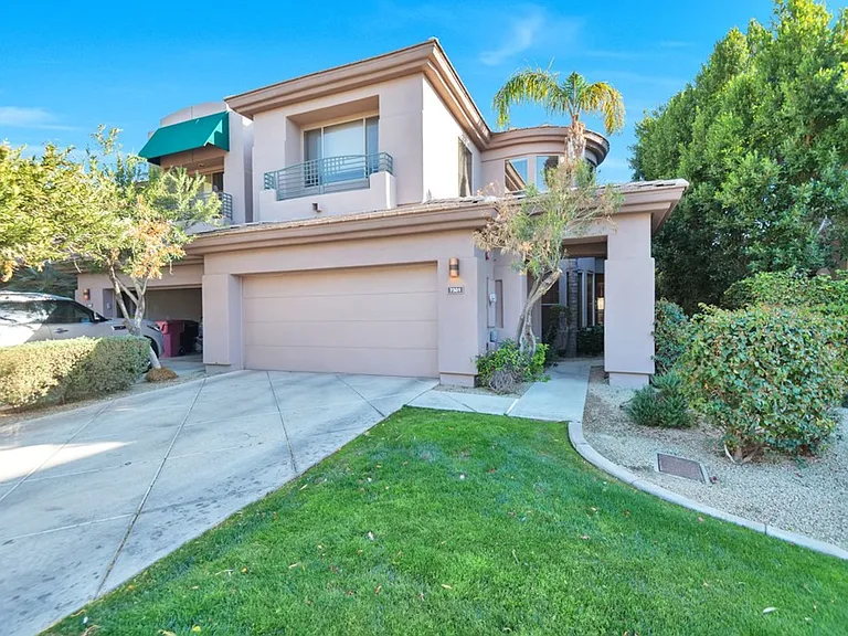 7301 E Woodsage Ln — Photo 1