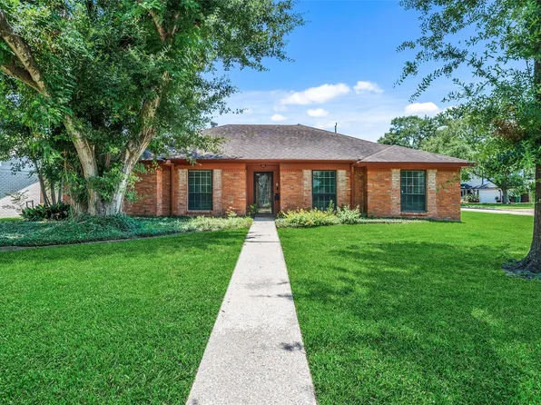 5002 Leafy Hollow Ct, Houston, TX 77018
