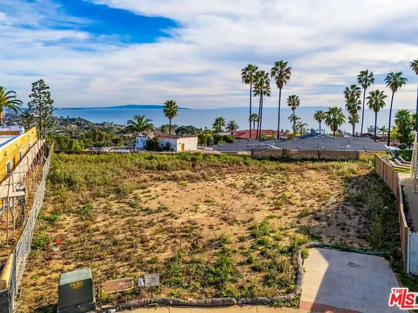 16906 Scenic Pl, Pacific Palisades, CA 90272