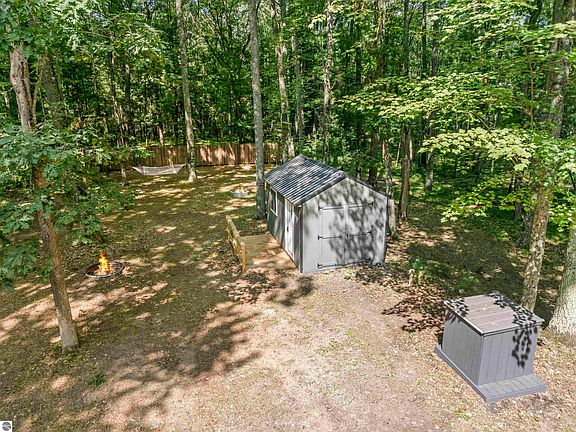 2nd image of 6098 W Nine Mile Rd