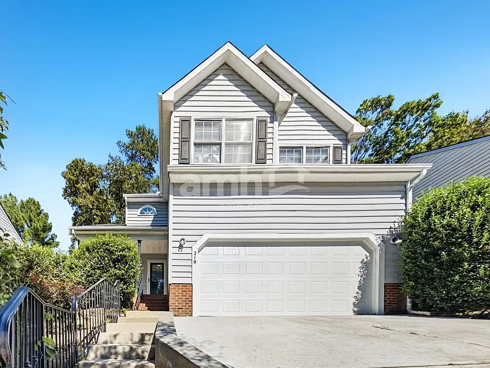 210 Wood Valley Ct