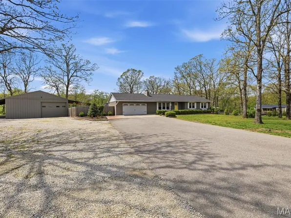 13214 E State Highway 8, Mineral Point, MO 63660