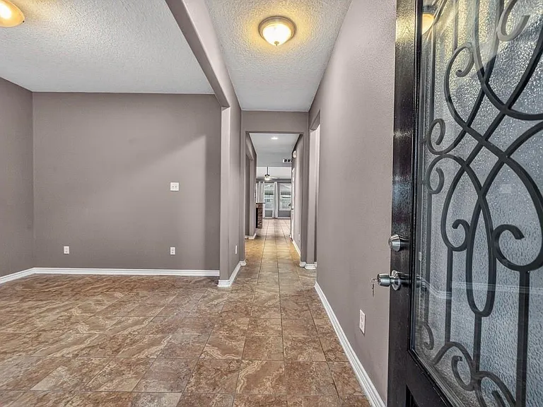 11623 Greensbrook Garden Dr — Photo 4