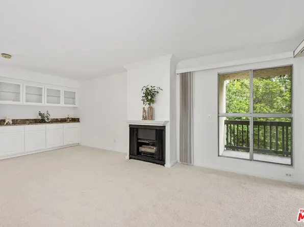 1211 Raintree Cir, Culver City, CA 90230