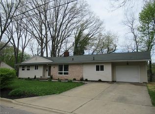 1507 Riverside Dr, Akron, OH 44310