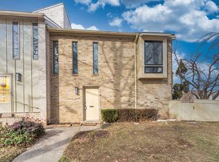 10136 Ridgeline Dr, Montgomery Village, MD 20886