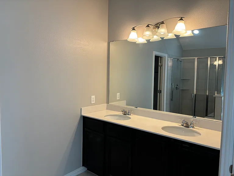 5517 Centeridge Ln — Photo 14