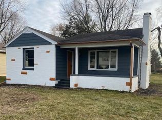 1727 Pierce Rd, Lansing, MI 48910