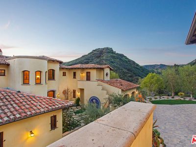 1101 Cold Canyon Rd, Calabasas, CA, 91302
