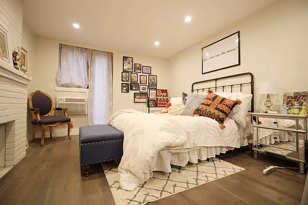 Rented by Bold New York | media 11