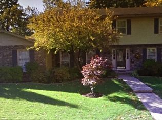 1036 Anne Rd, Naperville, IL 60540