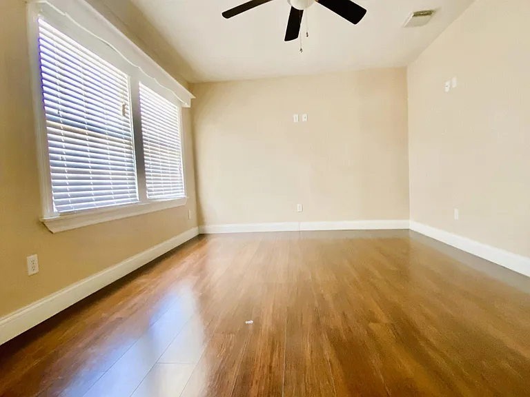 1693 Stonewall St — Photo 12