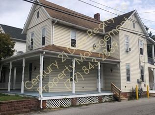 117 E Middle St #A, Hanover, PA 17331
