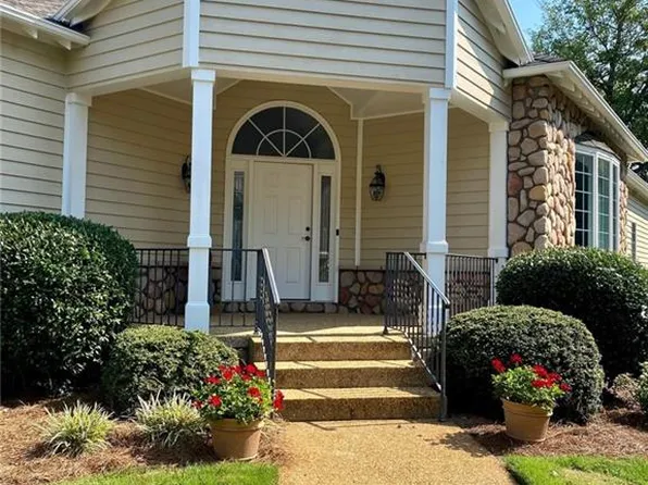 234 Oleander Dr, Bermuda Run, NC 27006