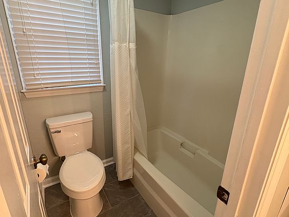 5th image of 10815 Danesway Ln