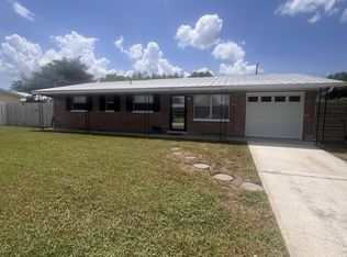 2407 Lakeview Dr, Melbourne, FL 32935