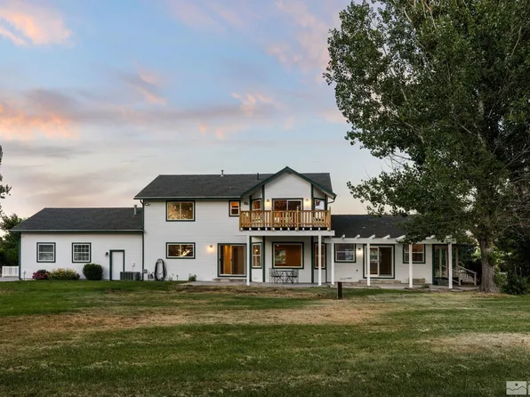 1590 E Valley Rd, Gardnerville, NV 89410