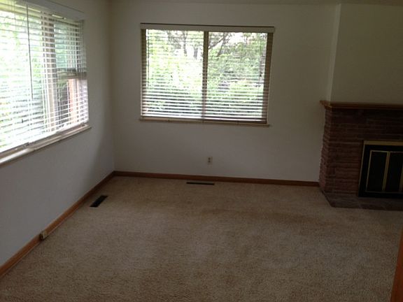 5th image of 15 Sierra Vista Dr