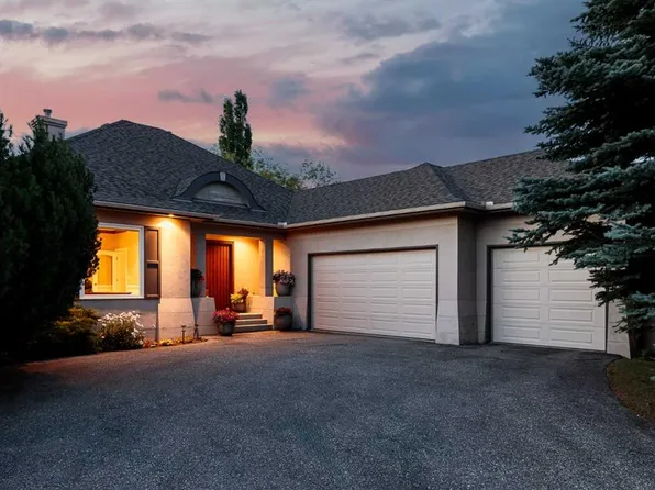 33 S Ridge Pointe Dr, Foothills County, AB T1S 4H1