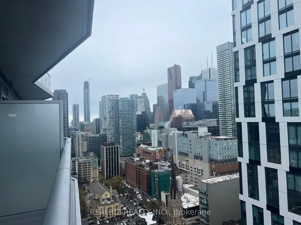 100 Dalhousie St W, Toronto, ON