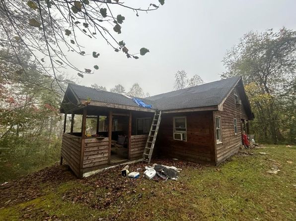 101 Trace Hill Rd, Buckhorn, KY 41721