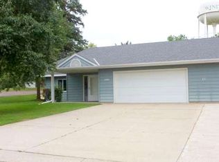 490 19th St, Windom, MN 56101