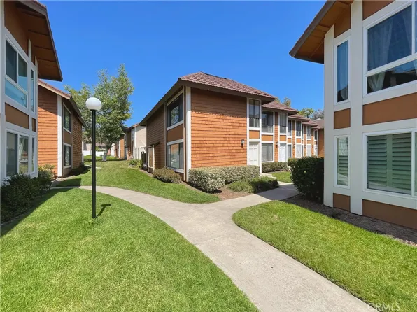 25885 Trabuco Rd APT 33, Lake Forest, CA 92630