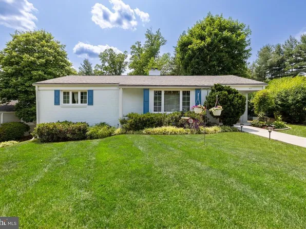 817 Loyola Dr, Towson, MD 21204