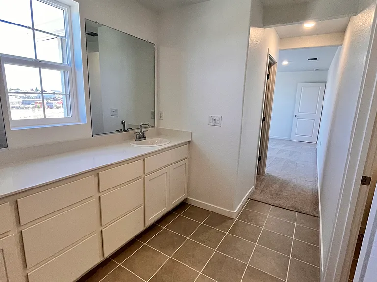 9975 Windage Way — Photo 5