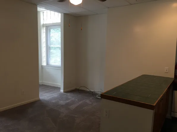 Walnut Place, 5425 Howe St #Ec7e957a2, Pittsburgh, PA 15232