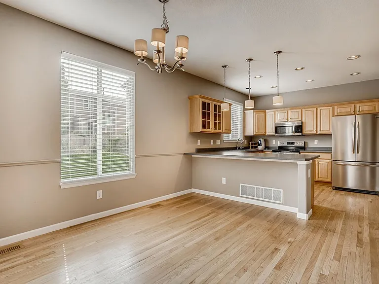 10594 Jewelberry Trl — Photo 16
