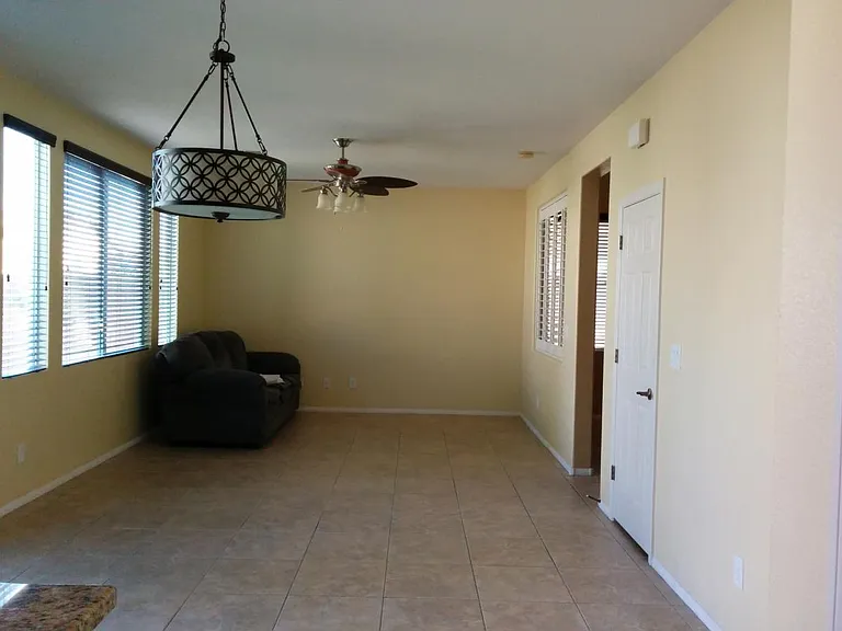 10640 Peach Creek St — Photo 6