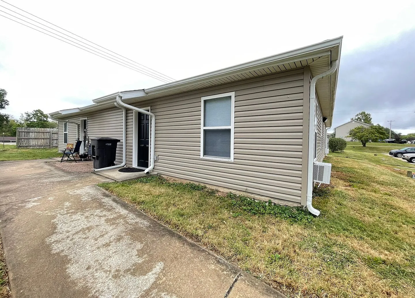1 Bedroom Apartment in Moscow Mills, MO — Photo 4
