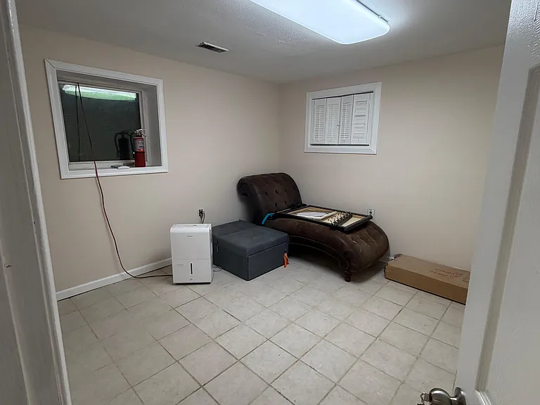 301 S Fillmore St #BASEMENT — Photo 9