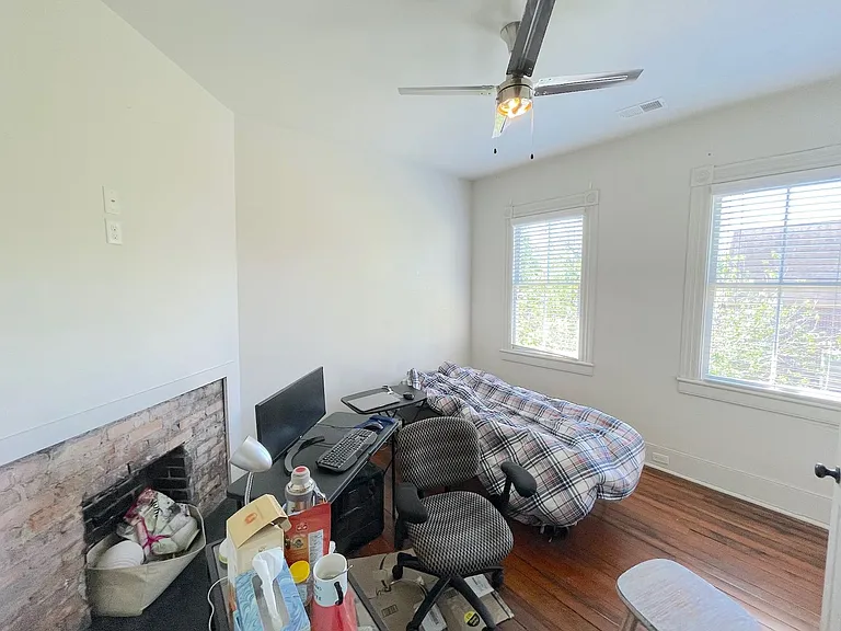 610 E Henry St — Photo 6