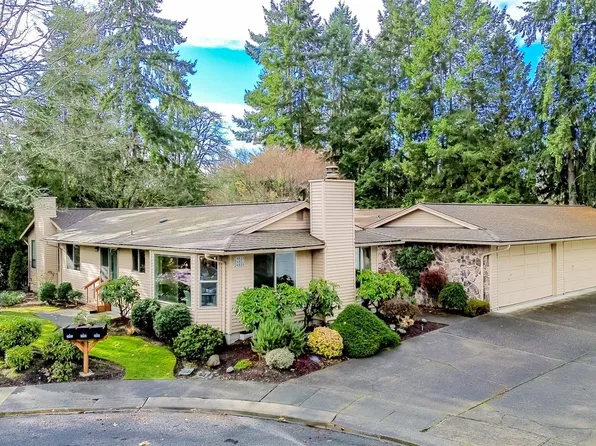 24935 11th Avenue S, Des Moines, WA 98198