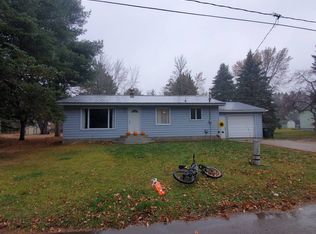 560 Lindberg Ave, Pine River, MN 56474