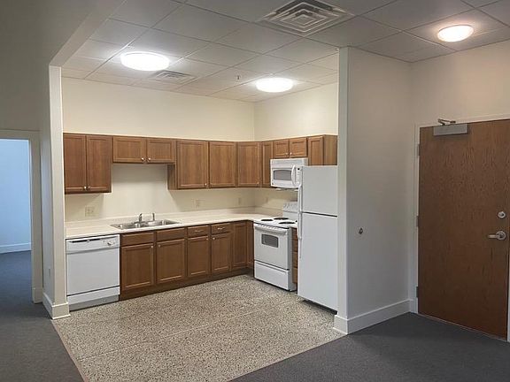 3rd image of 215 E Indiana Ave APT 314