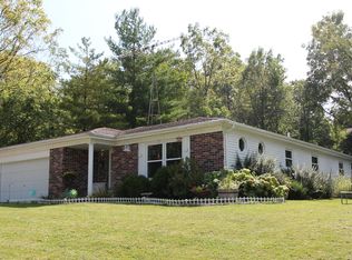 601 Lewis St, Burlington, WI 53105