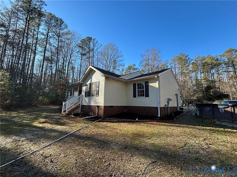 2nd image of 10829 Graceland Farms Ln