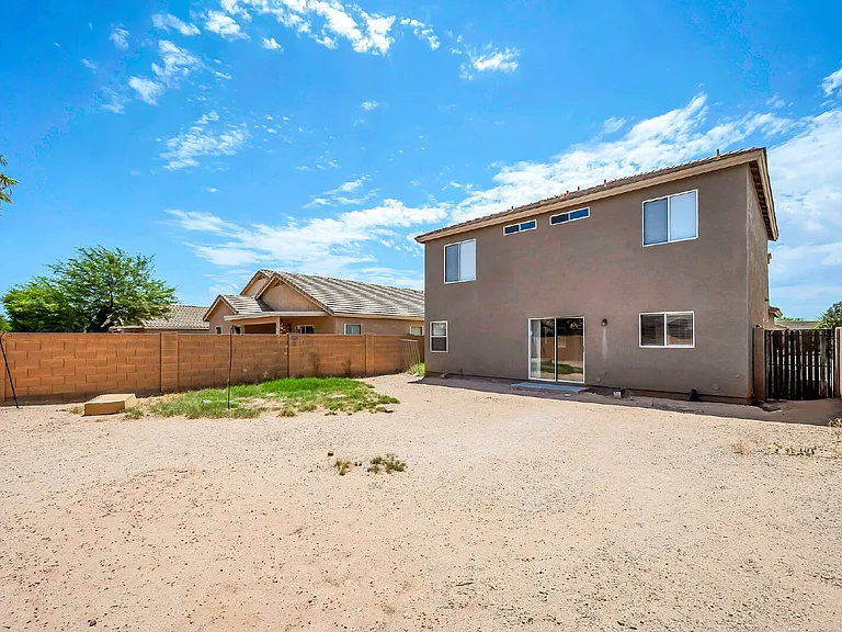 2422 E Olivine Rd — Photo 39