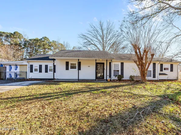 1004 Springdale Drive, Jacksonville, NC 28540