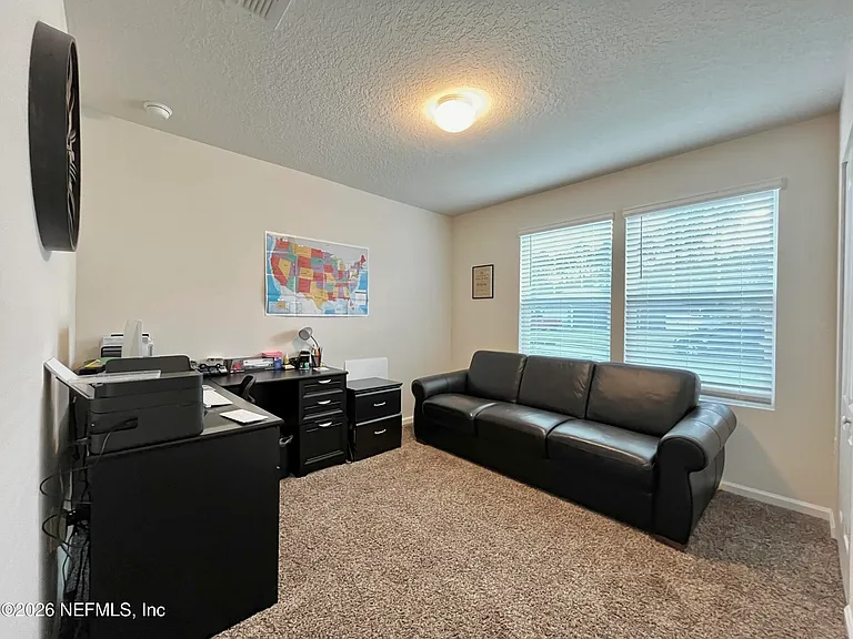 124 Cody St — Photo 9