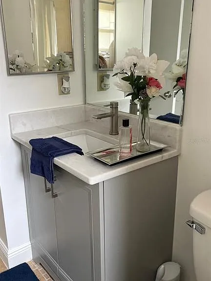 4817 Landover Cir — Photo 37