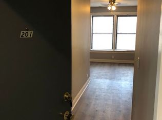7046 S Crandon Ave APT 201, Chicago, IL