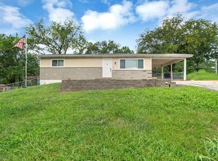 3653 Carol Park Rd, House Springs, MO 63051
