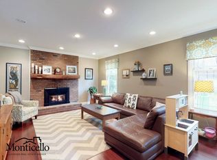 94 Algonquin Rd, Clifton Park, NY 12065