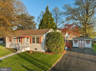 30 Allegheny Ave, Hanover, PA 17331