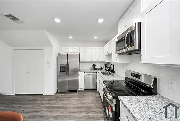 8631 Peachtree St #A — Photo 12