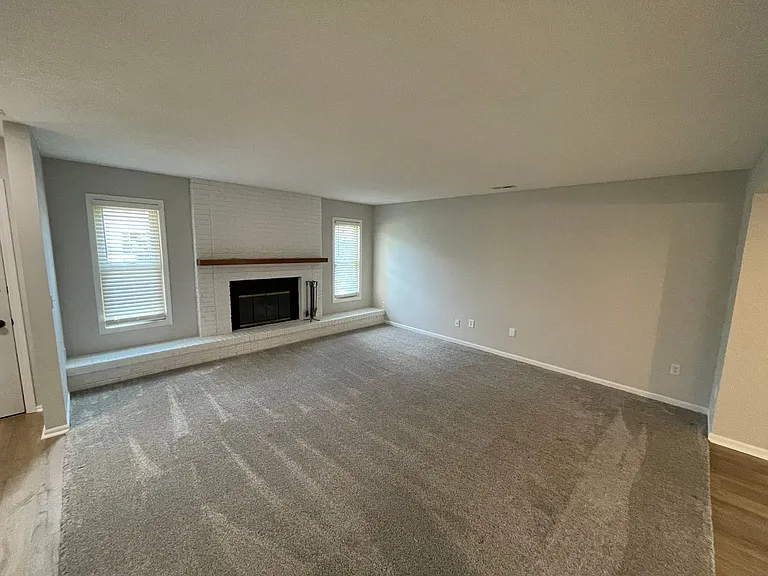 10617 Wood Flower Ct — Photo 4